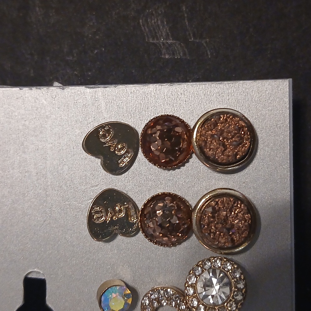 Lux accessories multi stud earring set - Picture 2 of 7